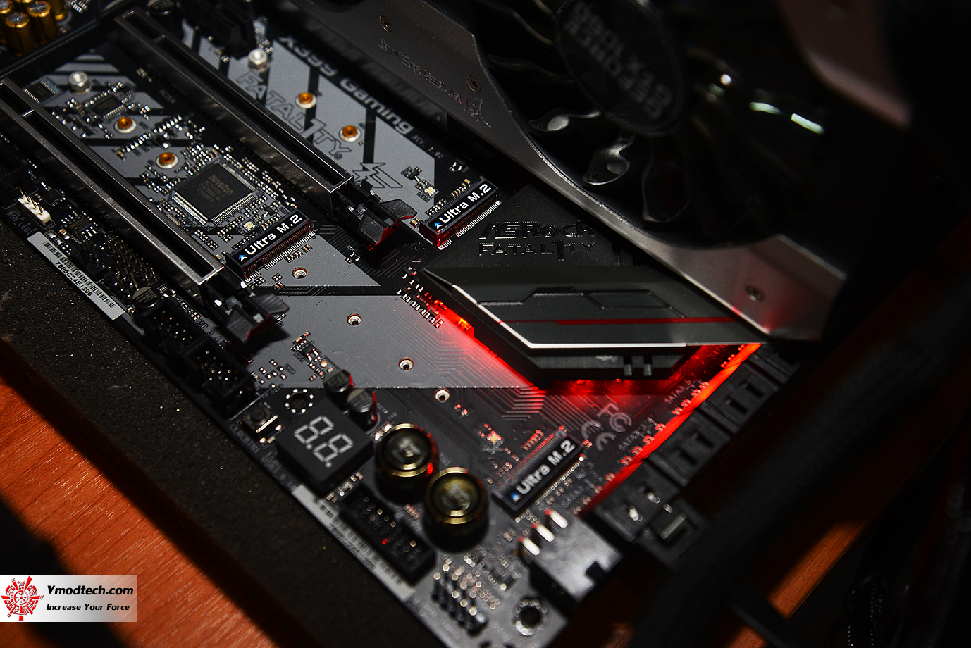 dsc 3136 ASRock Fatal1ty X399 Professional Gaming Review