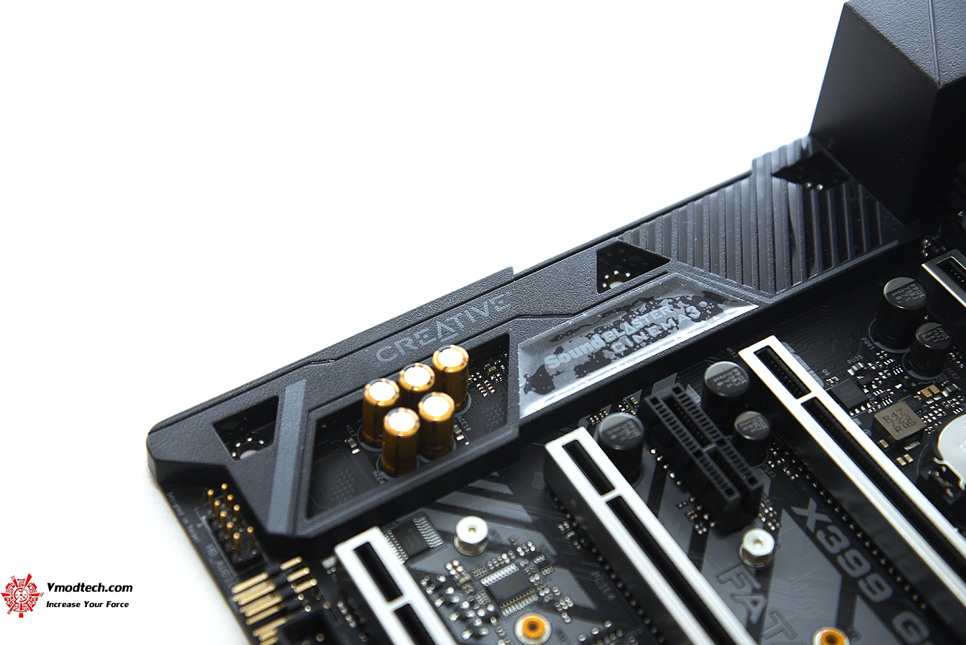 dsc 3207 ASRock Fatal1ty X399 Professional Gaming Review