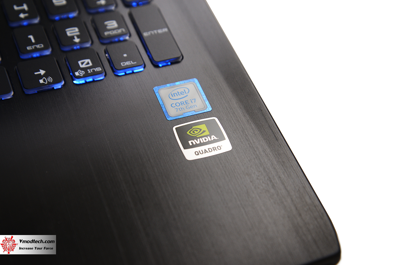 dsc 3798 MSI WE62 7RI Workstation Review