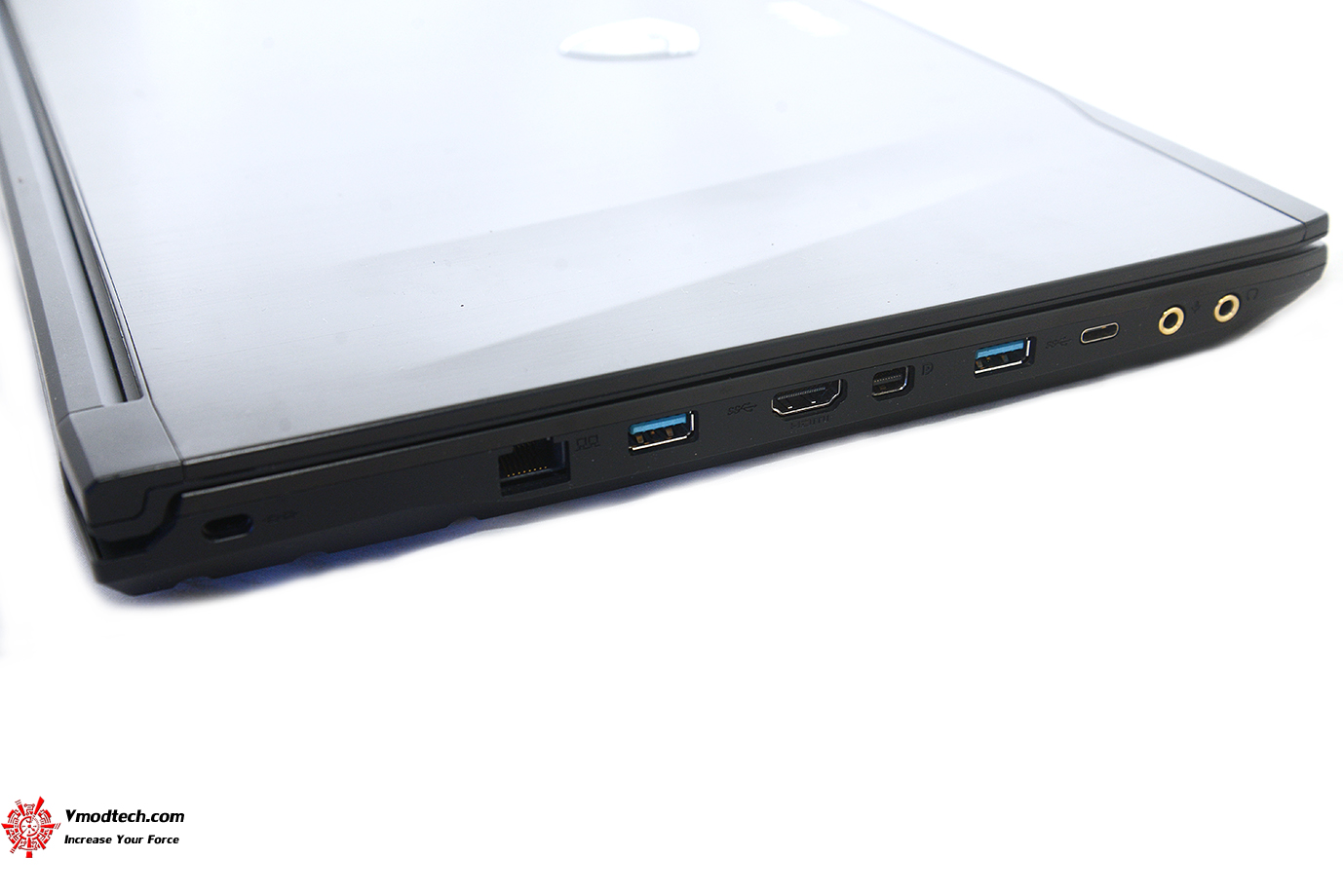 dsc 3825 MSI WE62 7RI Workstation Review