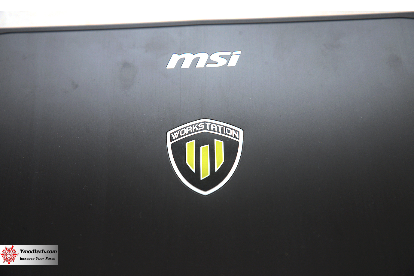 dsc 3892 MSI WE62 7RI Workstation Review