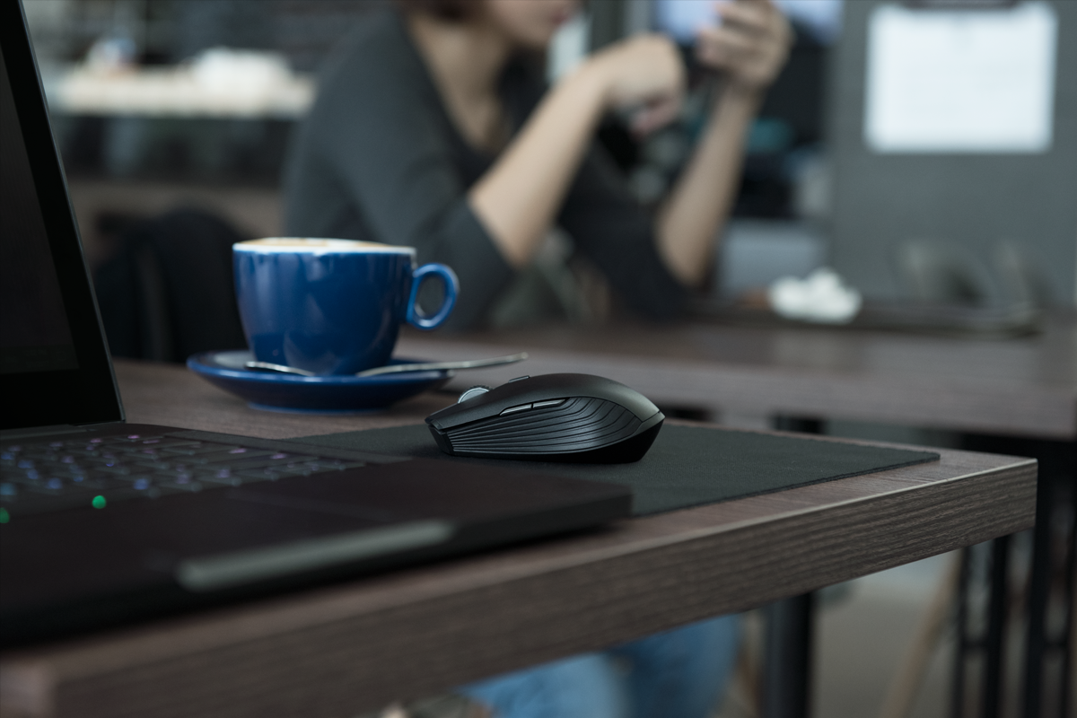 atheris social fb banner 03 1200x800 140817 Razer เปิดตัวเกมส์มิ่งเม้าส์ Razer Atheris เมาส์ไร้สาย Work & Play พร้อมใช้งาน 350 ชั่วโมง