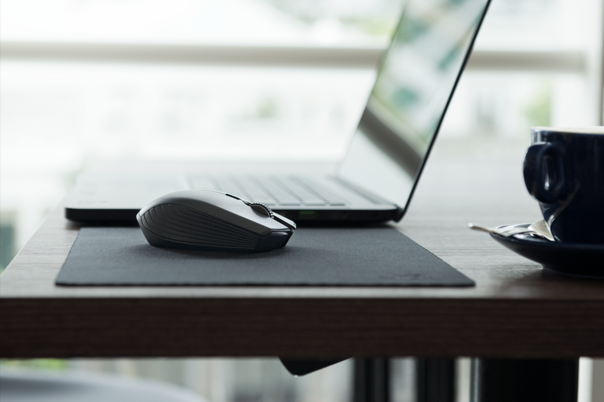 atheris social fb banner 05 1200x800 140817 Razer เปิดตัวเกมส์มิ่งเม้าส์ Razer Atheris เมาส์ไร้สาย Work & Play พร้อมใช้งาน 350 ชั่วโมง