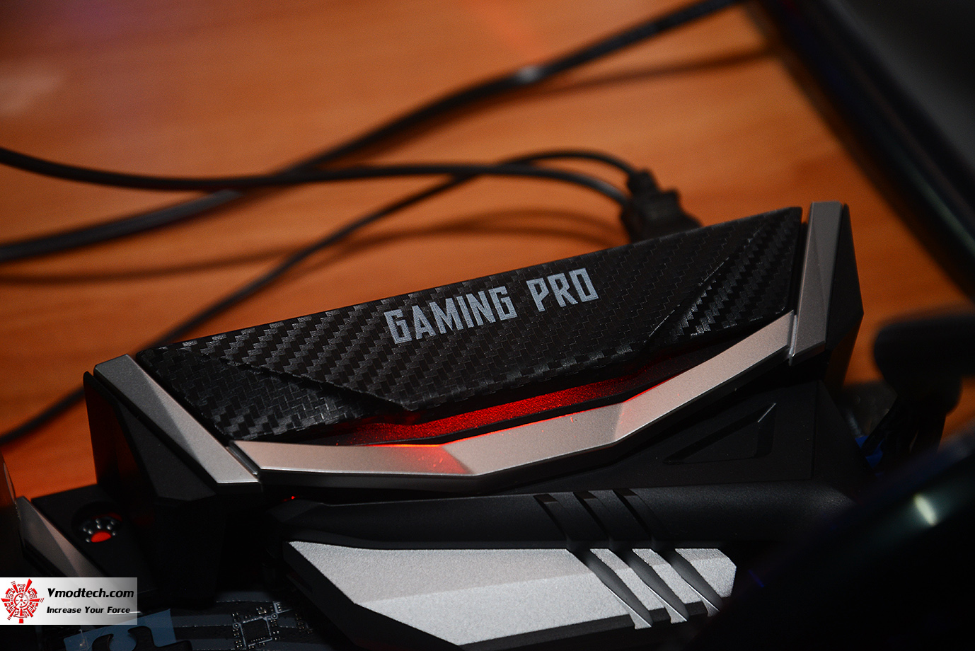 dsc 4566 MSI Z370 GAMING PRO CARBON AC REVIEW