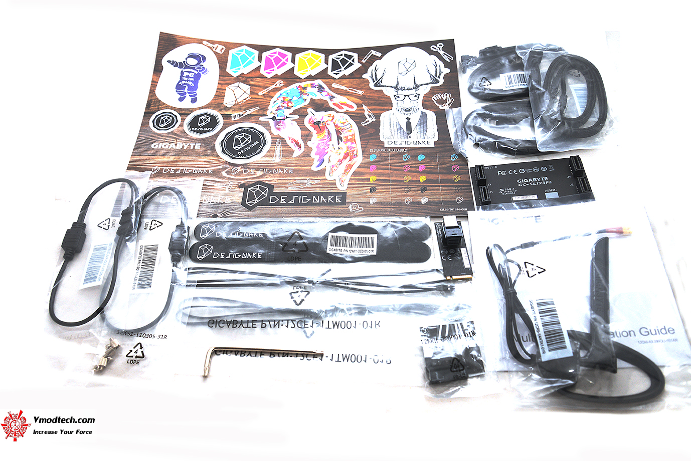 dsc 5553 GIGABYTE X399 DESIGNARE EX REVIEW