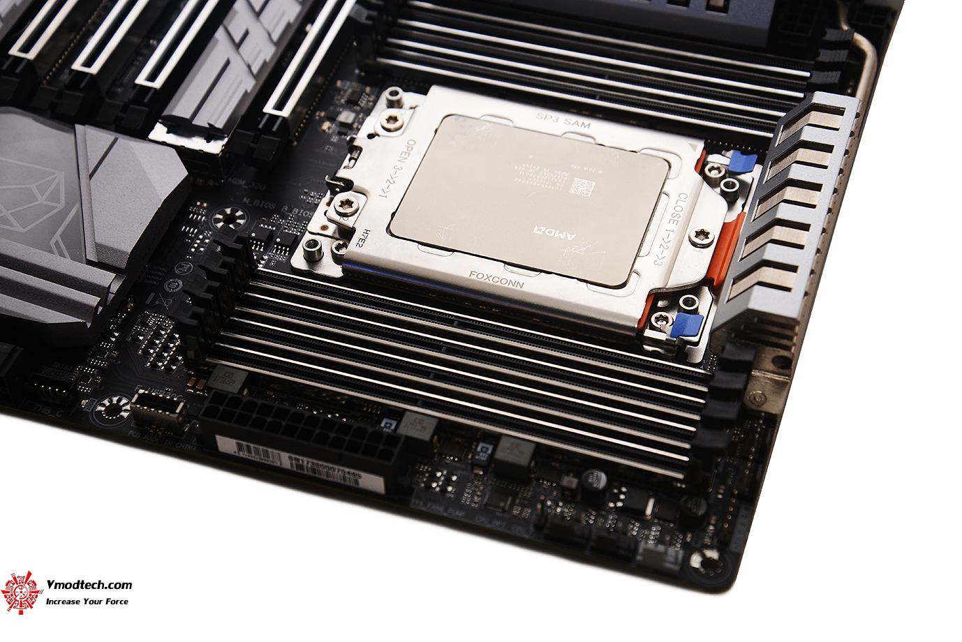 dsc 5585 GIGABYTE X399 DESIGNARE EX REVIEW