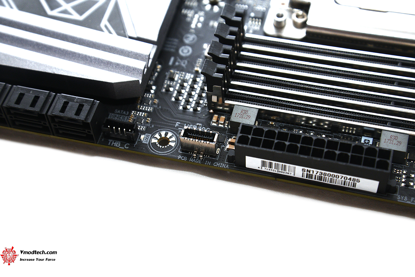 dsc 5595 GIGABYTE X399 DESIGNARE EX REVIEW