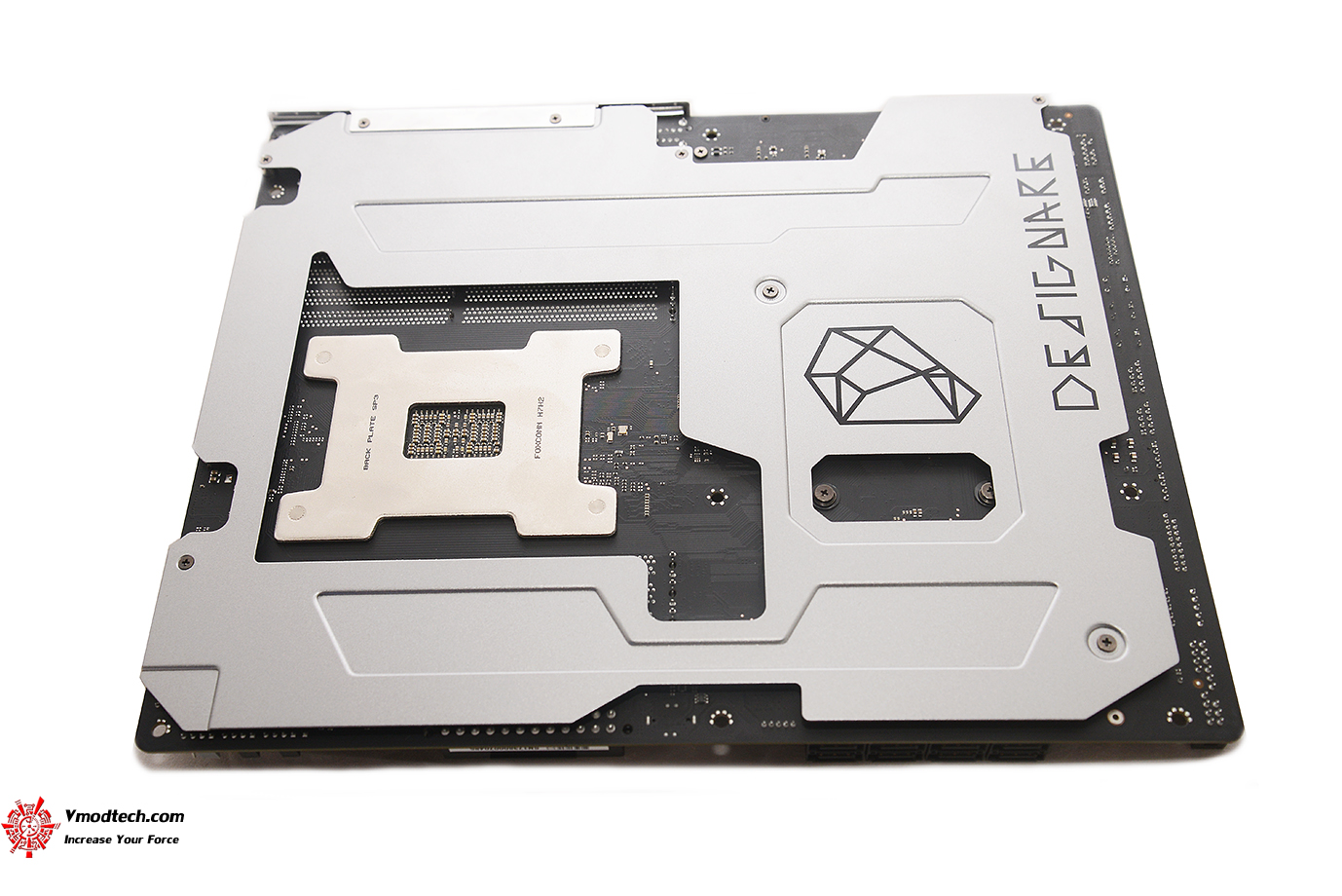 dsc 5654 GIGABYTE X399 DESIGNARE EX REVIEW