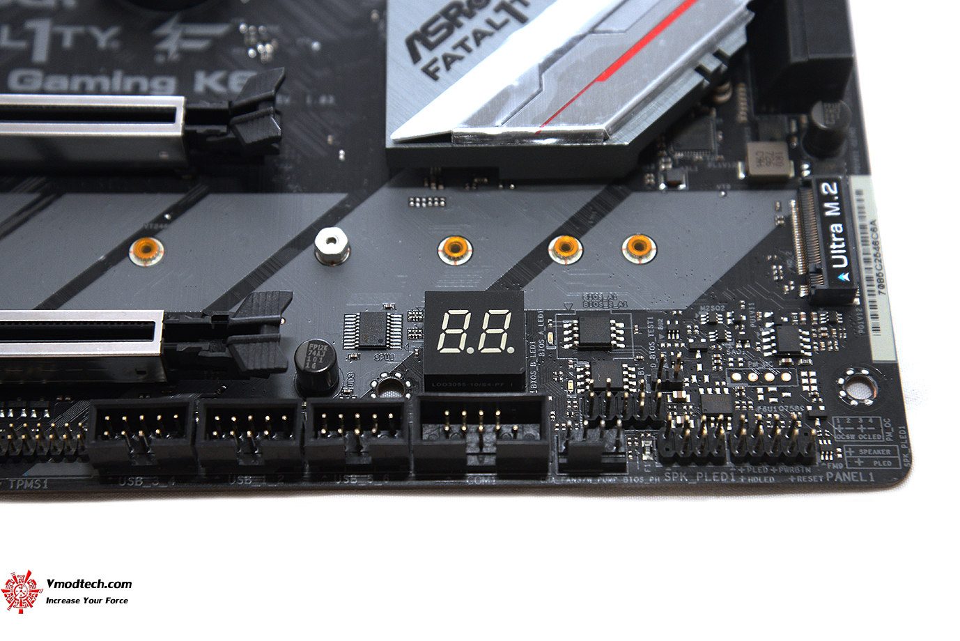 dsc 5952 ASRock Fatal1ty Z370 Gaming K6 Review