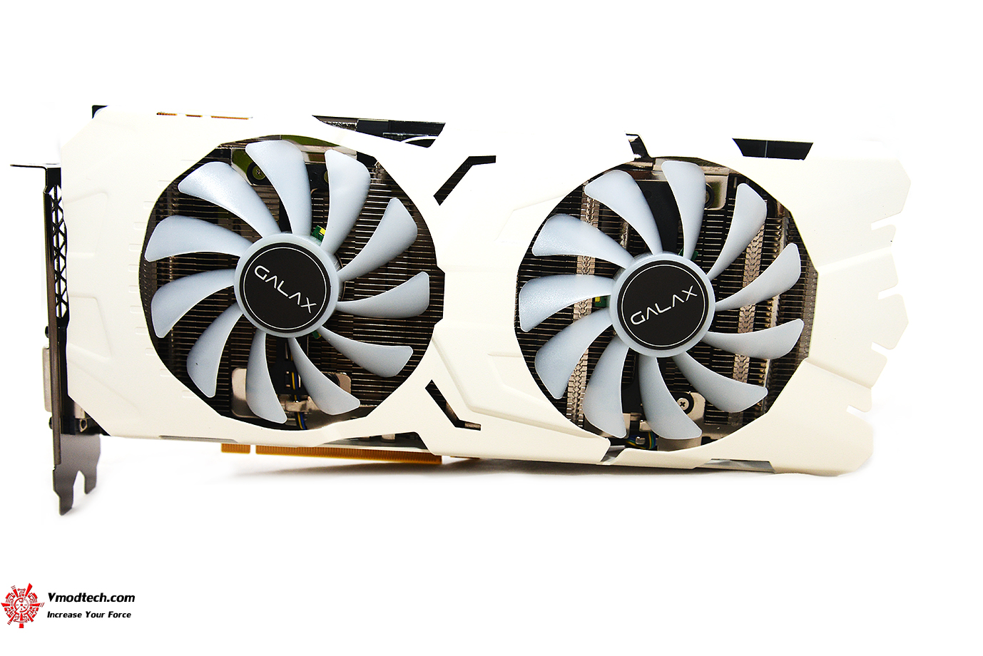 dsc 6327 GALAX GTX 1070 Ti EX SNPR WHITE REVIEW 
