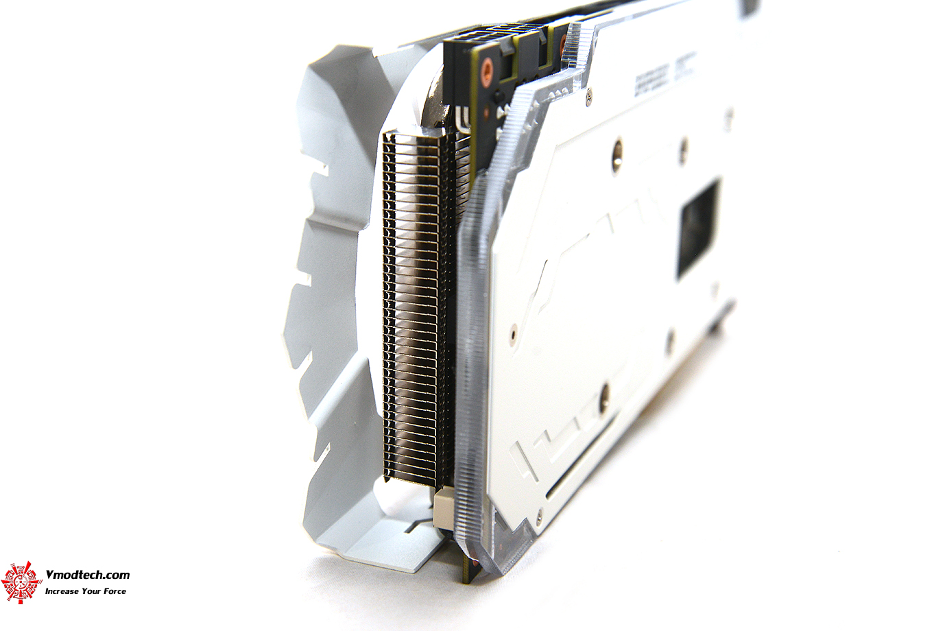 dsc 6348 GALAX GTX 1070 Ti EX SNPR WHITE REVIEW 