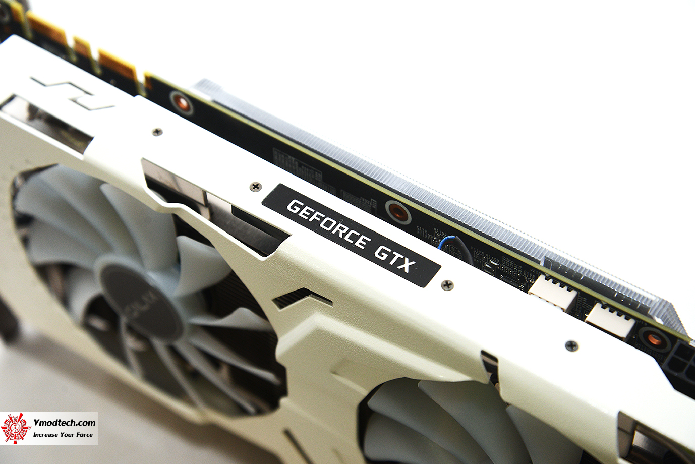 dsc 6366 GALAX GTX 1070 Ti EX SNPR WHITE REVIEW 