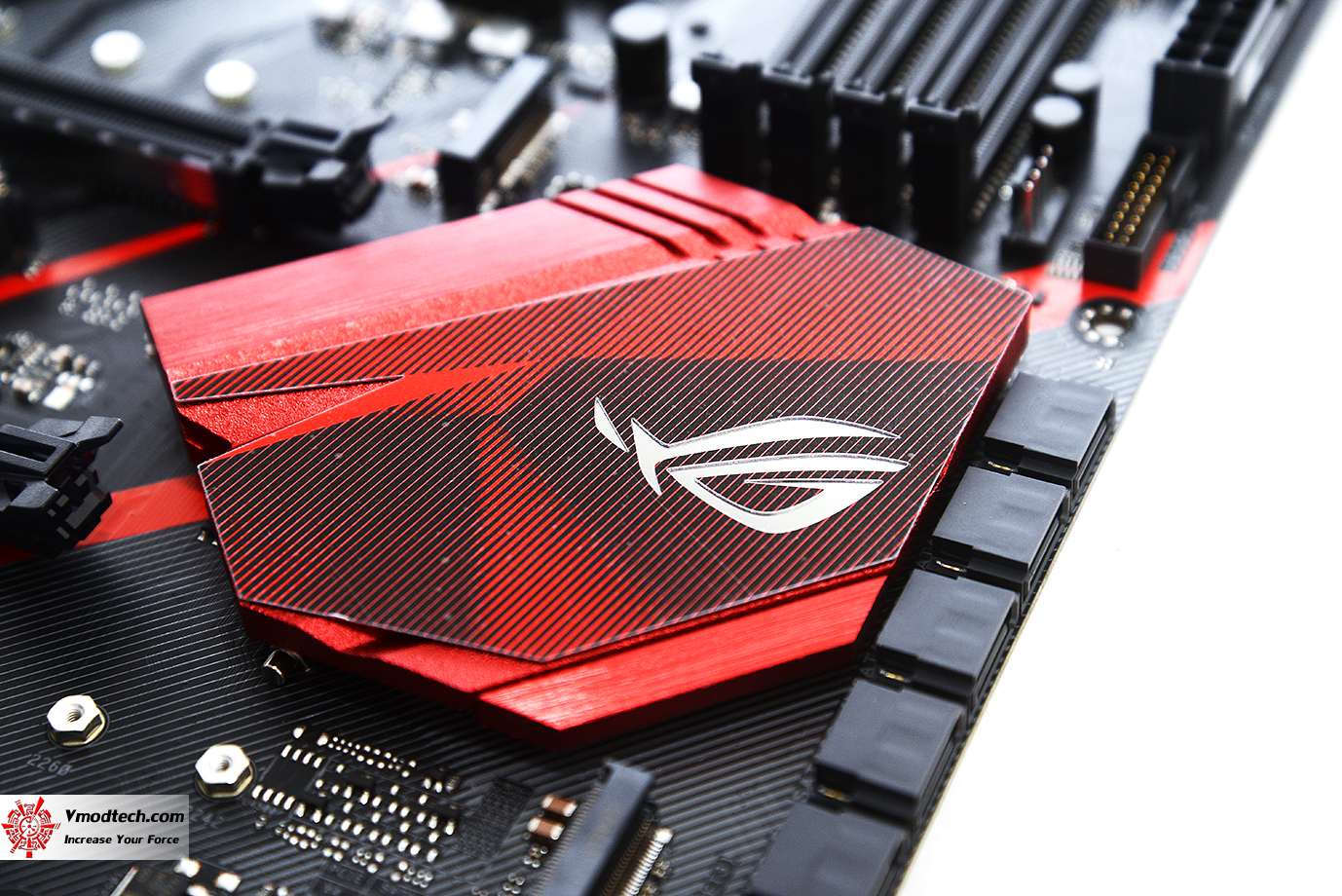 dsc 6253 ASUS ROG STRIX Z370 H GAMING REVIEW 