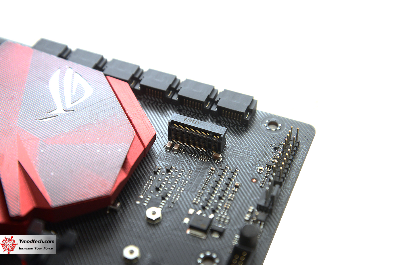 dsc 6276 ASUS ROG STRIX Z370 H GAMING REVIEW 
