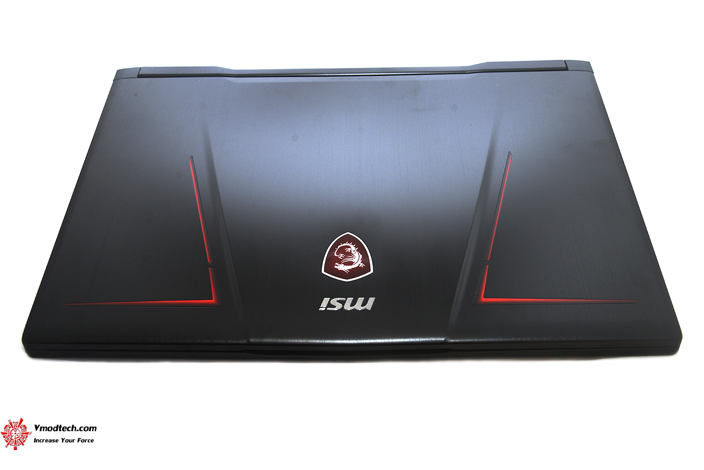 dsc 4750 MSI GE73VR 7RE Raider Review