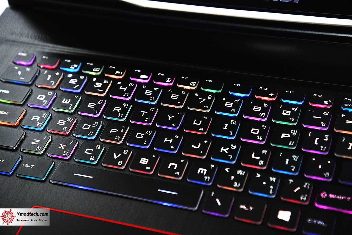 dsc 4900 MSI GE73VR 7RE Raider Review