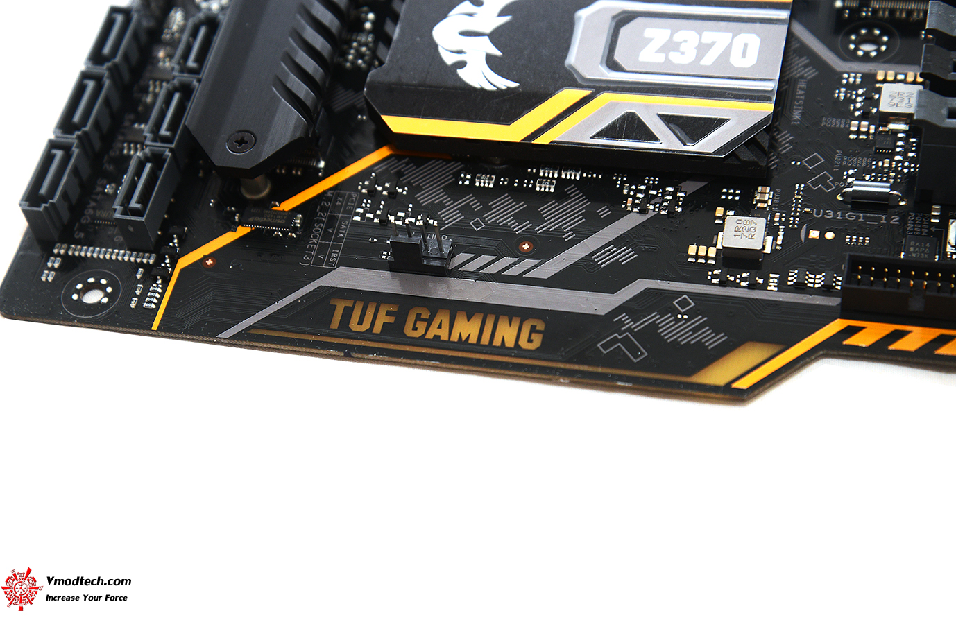 dsc 6104 ASUS TUF Z370 PLUS GAMING REVIEW