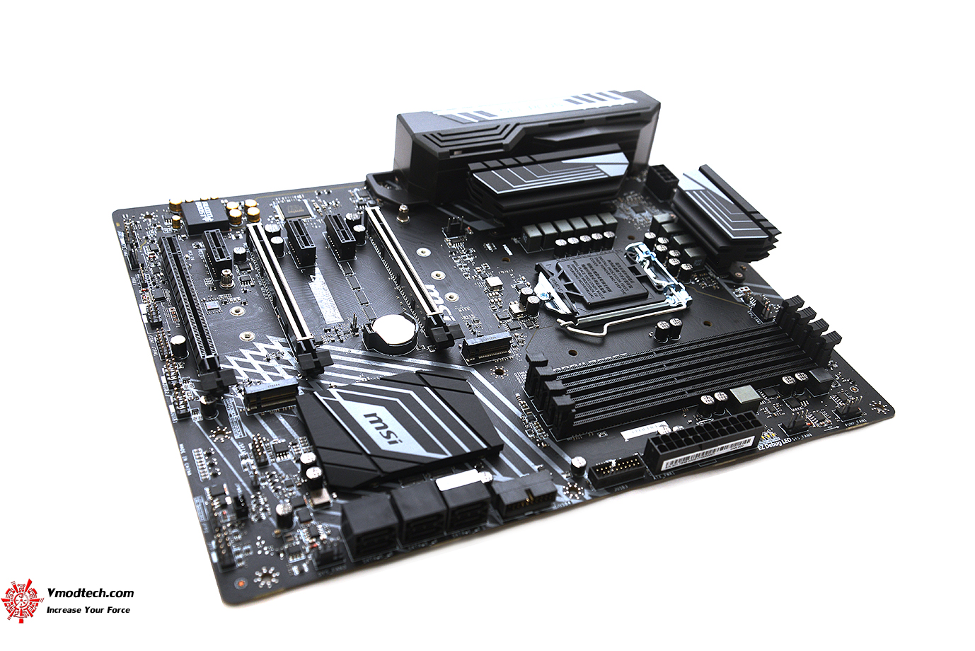 dsc 6553 MSI Z370 SLI PLUS REVIEW