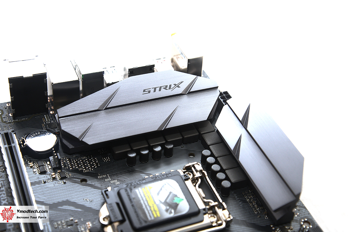dsc 6798 ASUS ROG STRIX Z370 G GAMING (WI FI AC) REVIEW