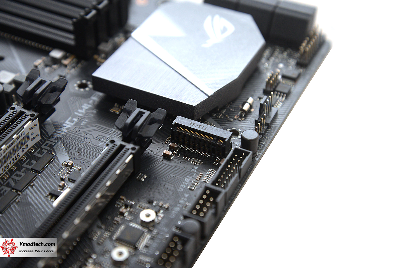 dsc 6822 ASUS ROG STRIX Z370 G GAMING (WI FI AC) REVIEW