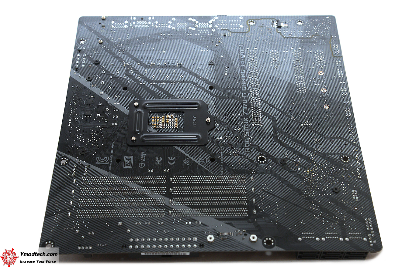 dsc 6863 ASUS ROG STRIX Z370 G GAMING (WI FI AC) REVIEW
