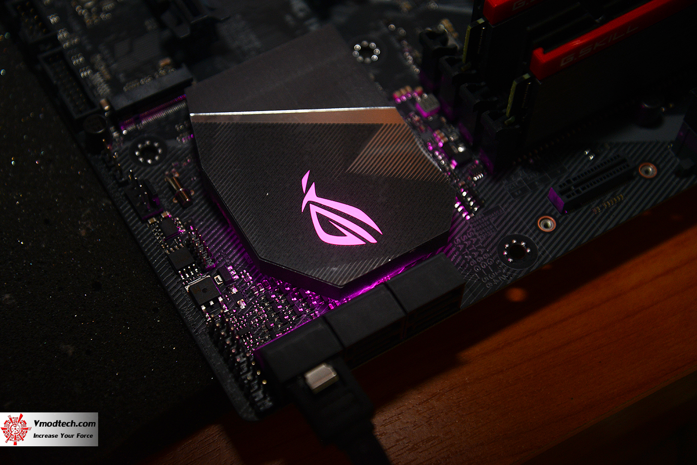 dsc 7395 ASUS ROG STRIX Z370 G GAMING (WI FI AC) REVIEW