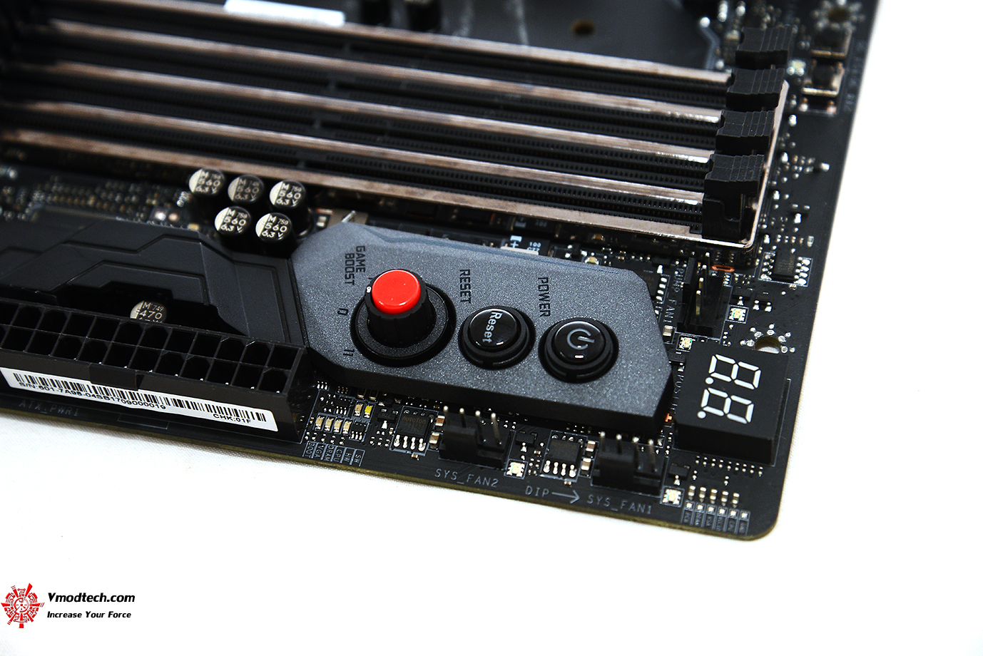 dsc 7524 MSI Z370 GODLIKE GAMING REVIEW