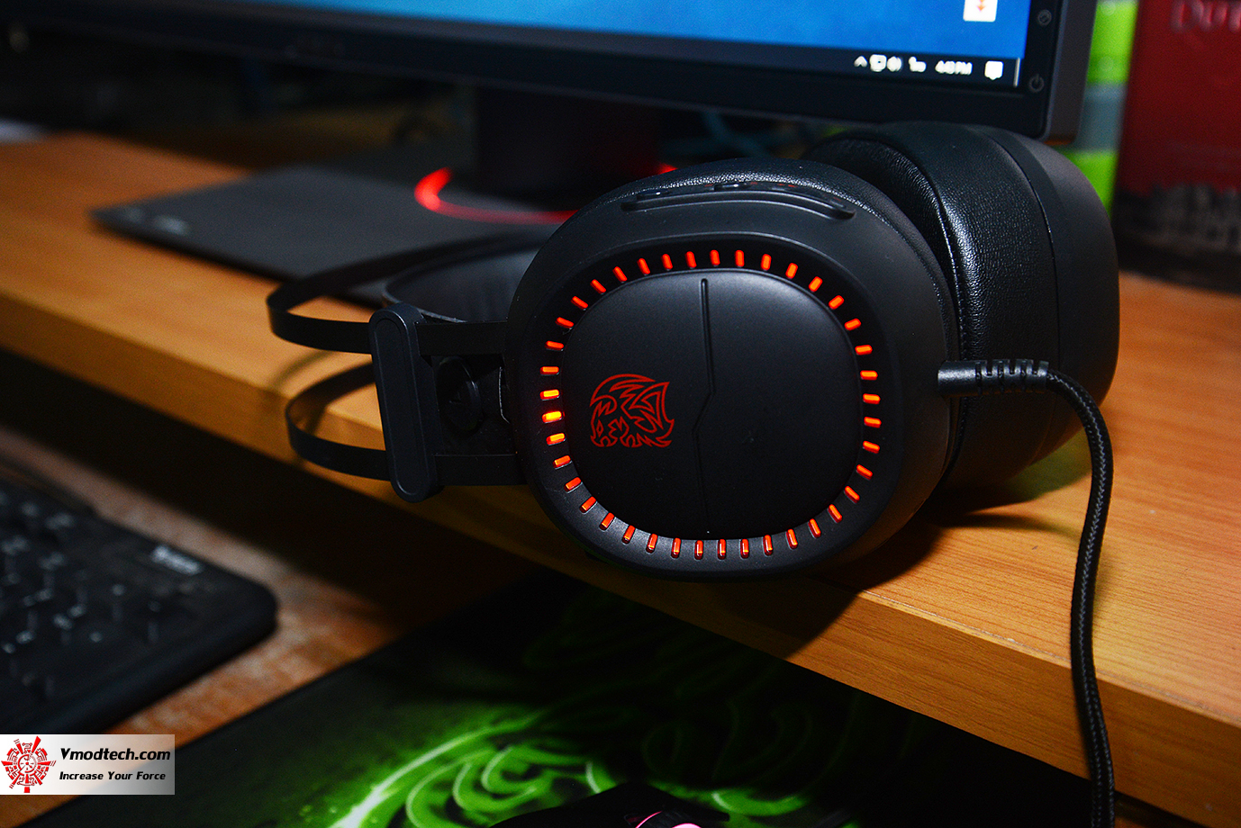 dsc 7979 Tt eSPORTS SHOCK PRO RGB GAMING HEADSET REVIEW