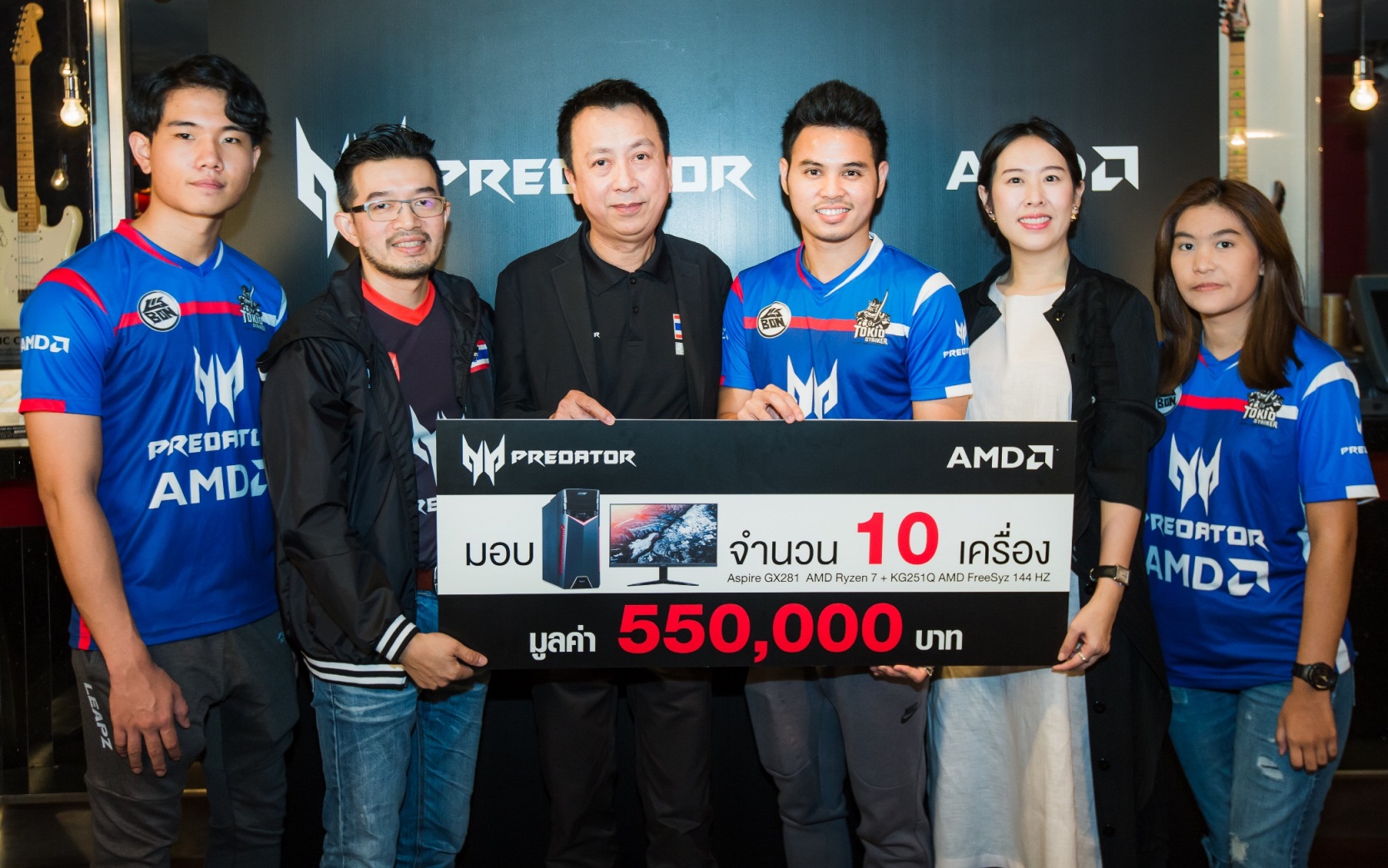 resize-acer-hard-rock-press-0009 resize acer hard rock press 0009 เอเซอร์ พรีเดเตอร์ หนุนทัพ “TokioStriker” นำทีมโดย “อุ้ม ธีราทร” นักเตะทีมชาติไปไกลในแวดวงอีสปอร์ต