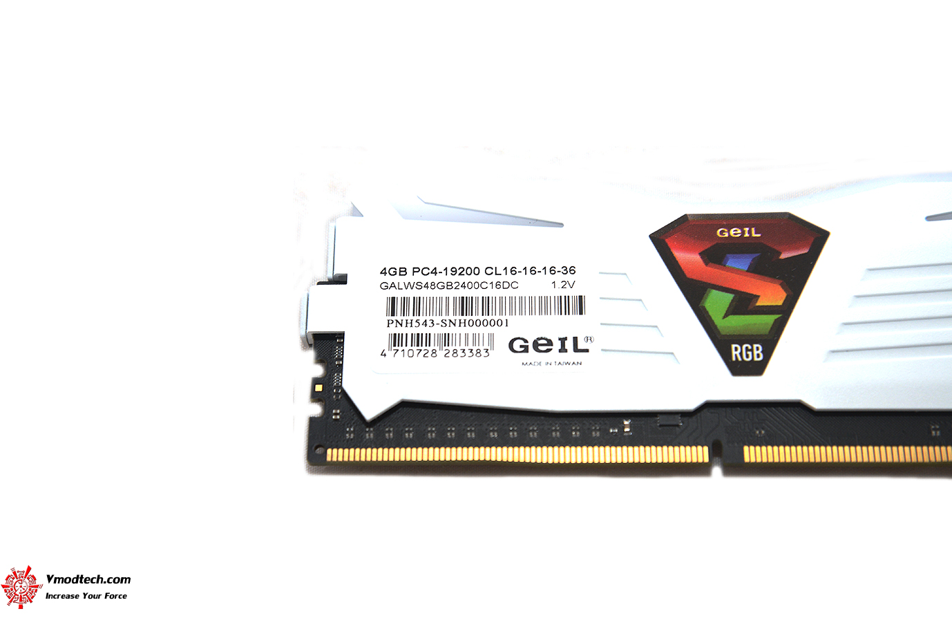 dsc 8626 GEIL SUPER LUCE RGB SYNC Series DDR4 2400Mhz RGB Gaming Memory Review
