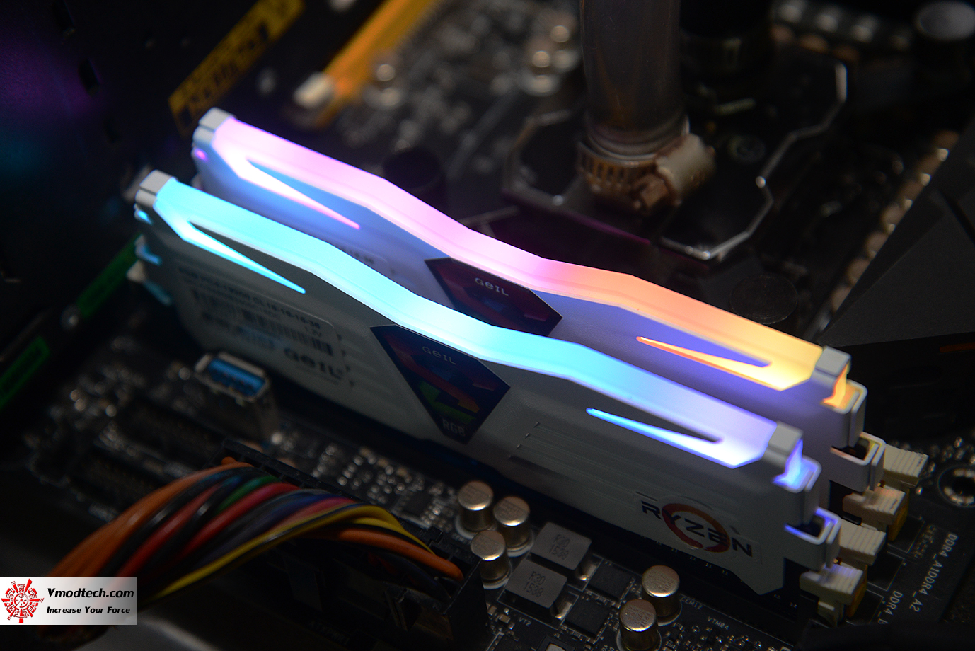 dsc 8657 GEIL SUPER LUCE RGB SYNC Series DDR4 2400Mhz RGB Gaming Memory Review