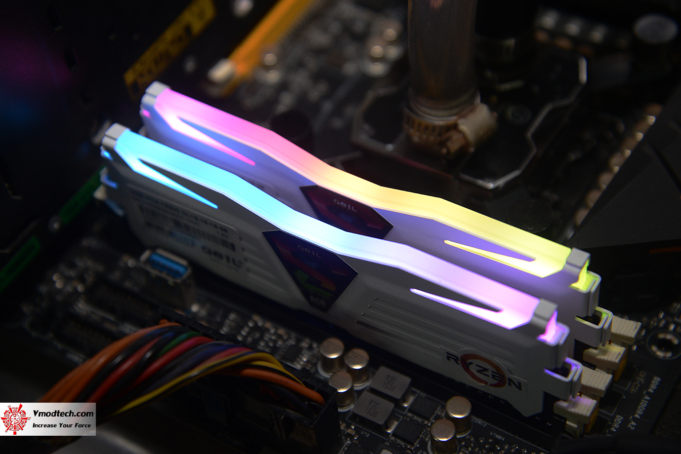dsc 8661 GEIL SUPER LUCE RGB SYNC Series DDR4 2400Mhz RGB Gaming Memory Review