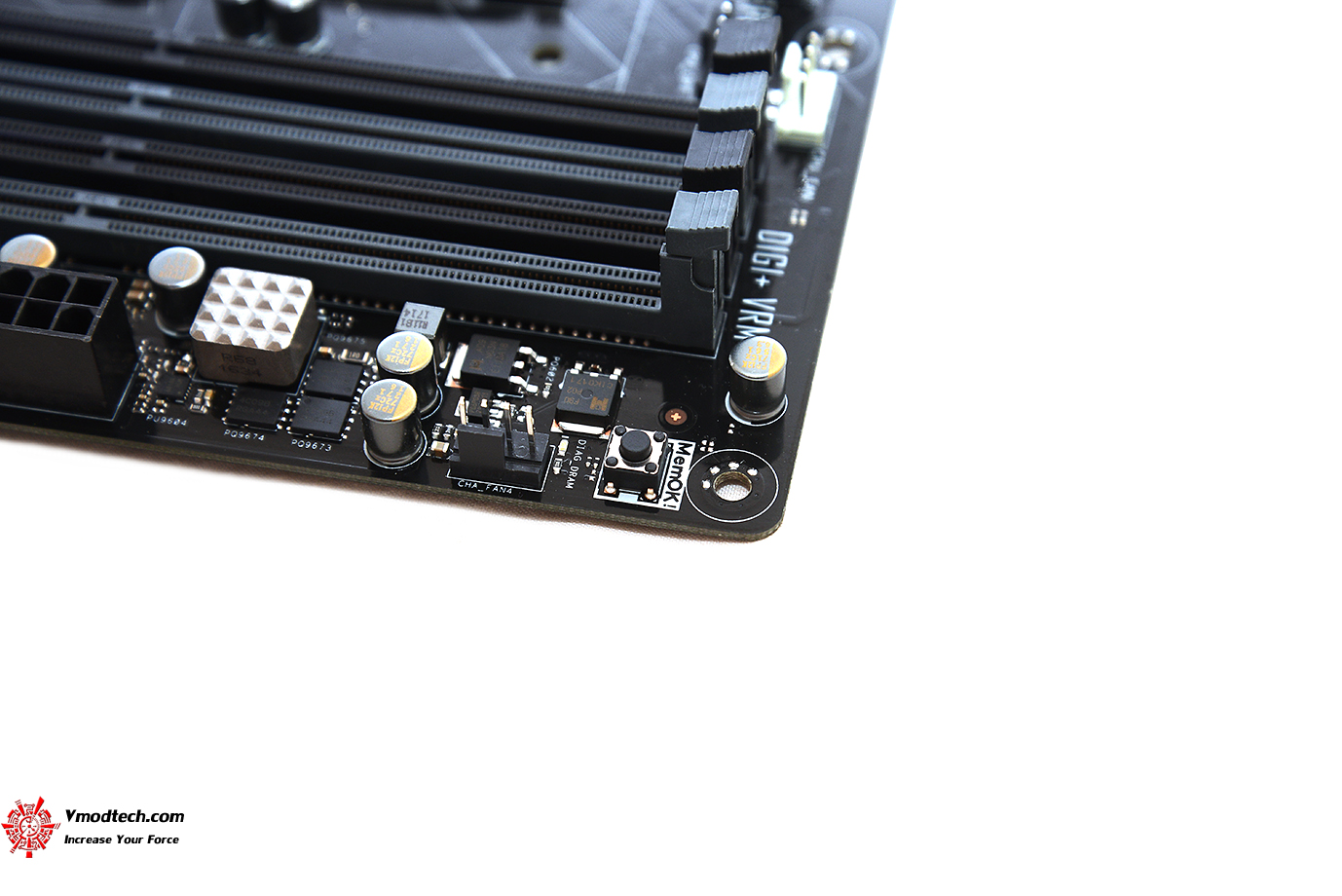 dsc 9316 ASUS P10S WS Workstation Motherboard Review 