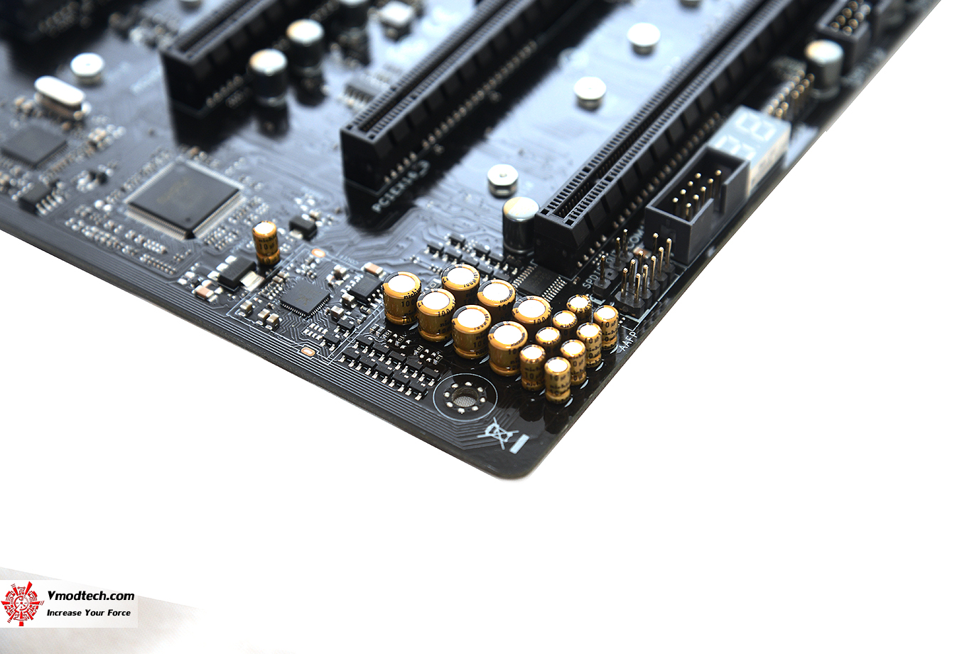 dsc 9368 ASUS P10S WS Workstation Motherboard Review 