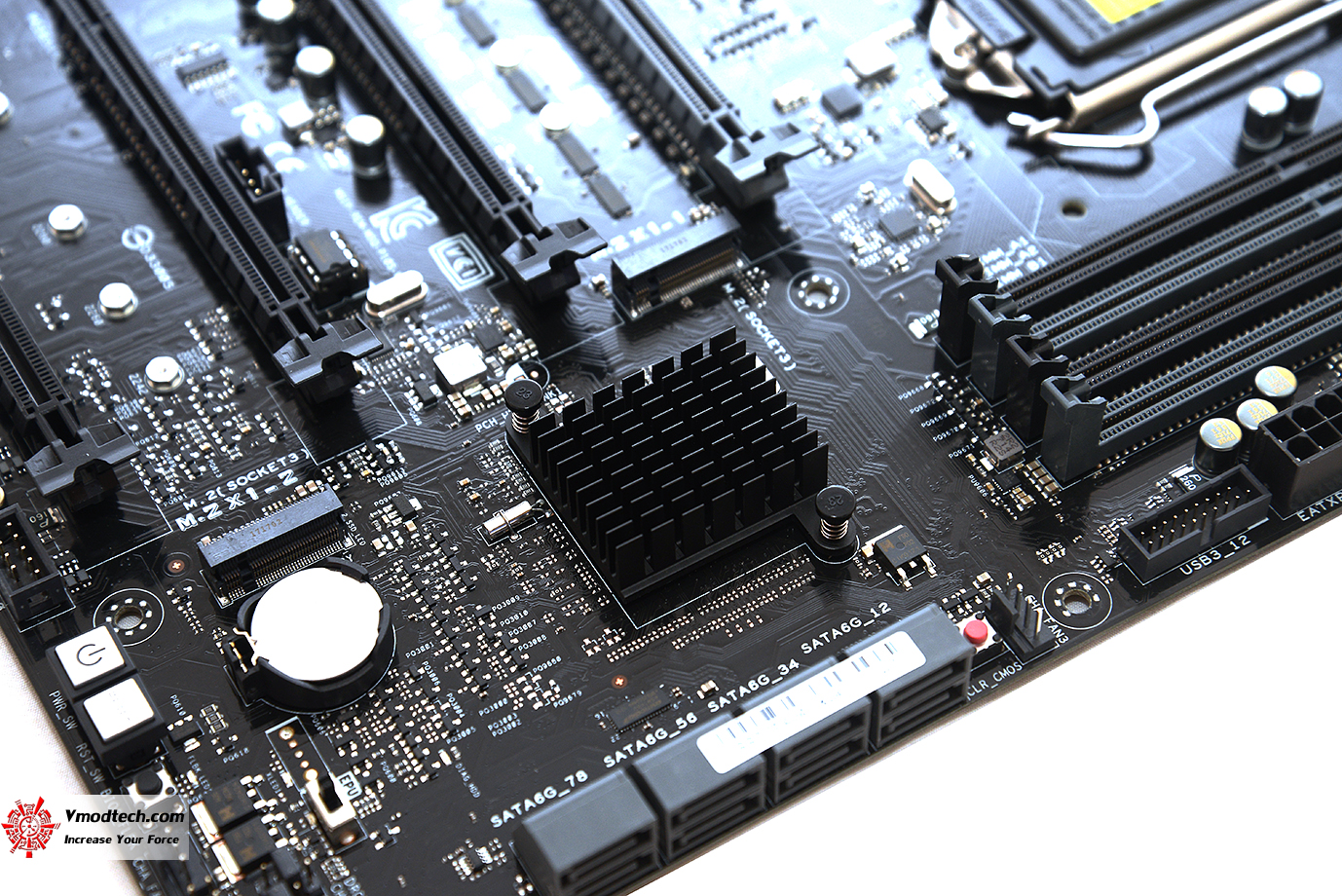 dsc 9340 ASUS P10S WS Workstation Motherboard Review 