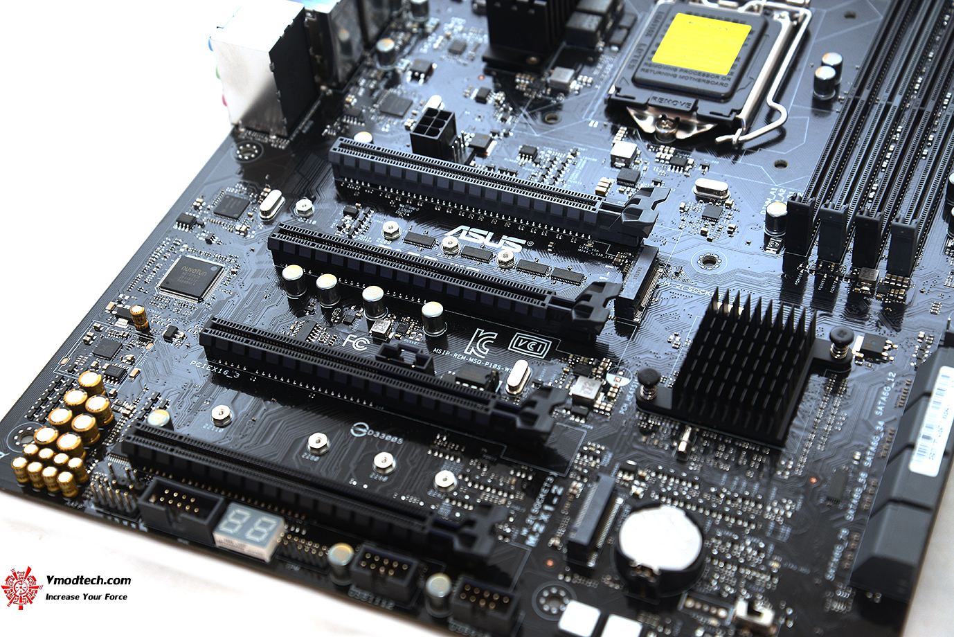 dsc 9360 ASUS P10S WS Workstation Motherboard Review 