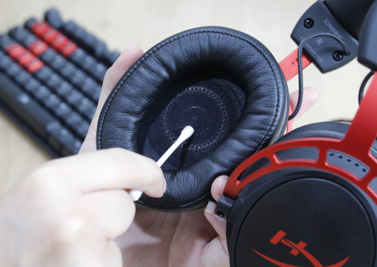hyperx clean 1 เทคนิคทำความสะอาดเกมมิ่งเกียร์ง่ายๆ แบบที่คุณก็ทำได้