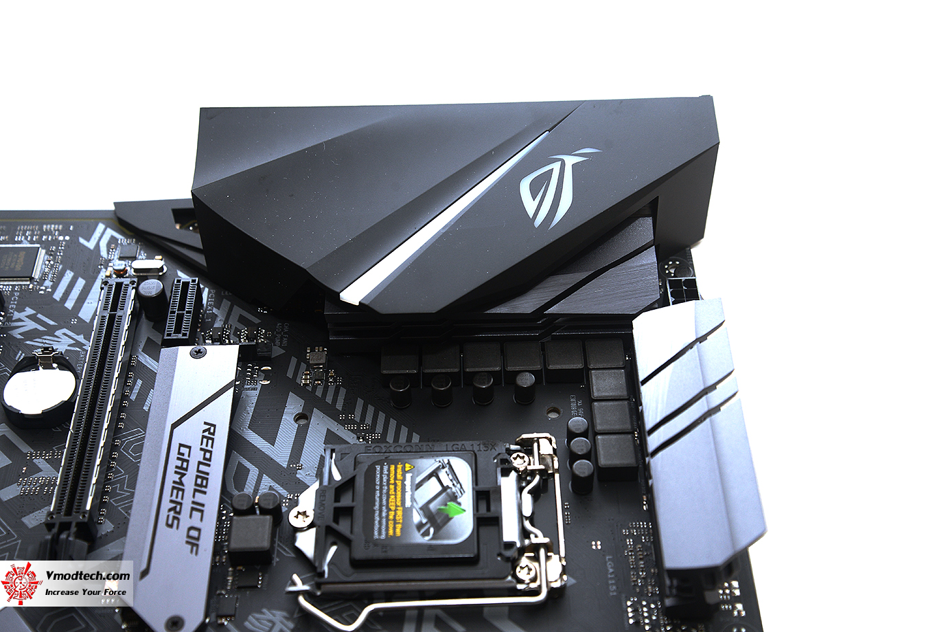dsc 0467 ASUS ROG STRIX H370 F GAMING REVIEW