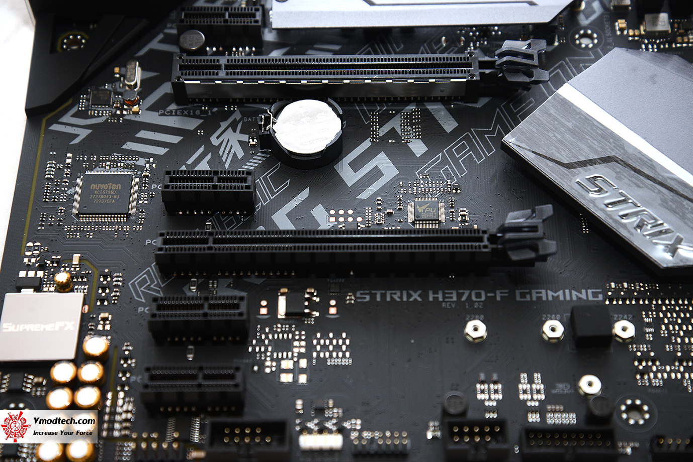 dsc 0500 ASUS ROG STRIX H370 F GAMING REVIEW