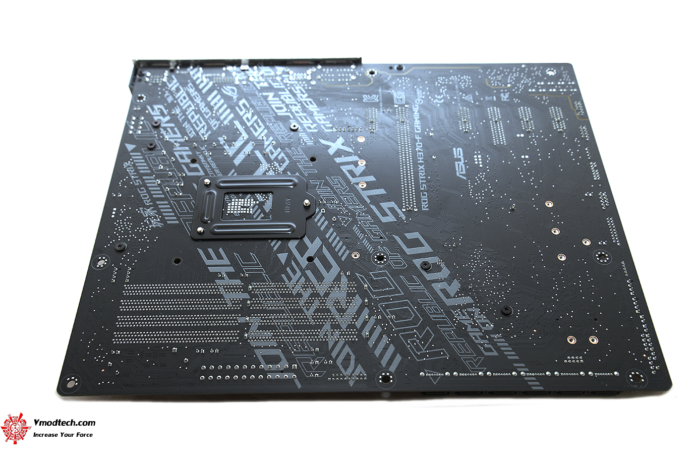 dsc 0535 ASUS ROG STRIX H370 F GAMING REVIEW