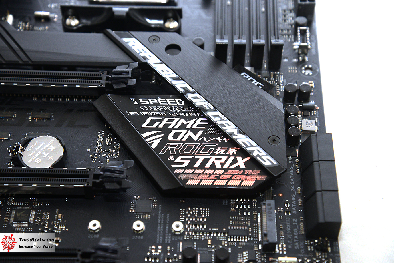 dsc 0742 ASUS ROG STRIX X470 F GAMING REVIEW