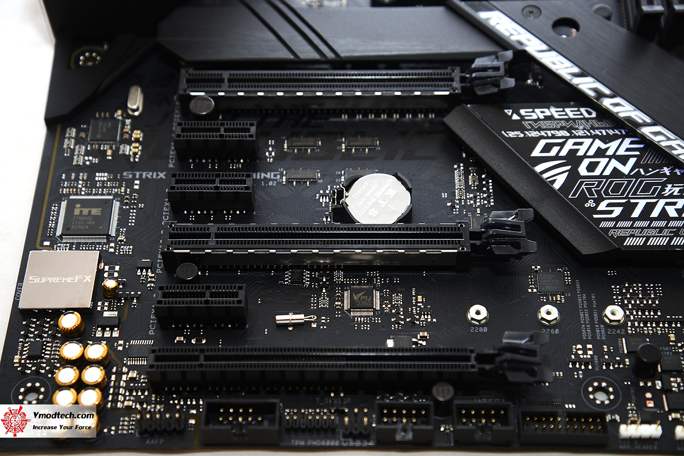 dsc 0763 ASUS ROG STRIX X470 F GAMING REVIEW