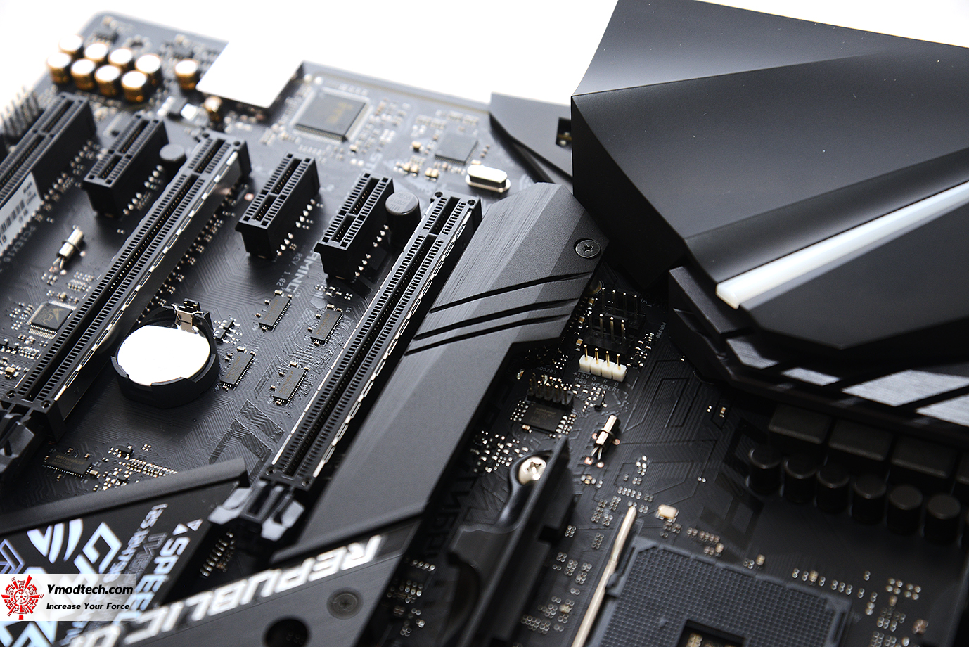 dsc 0768 ASUS ROG STRIX X470 F GAMING REVIEW