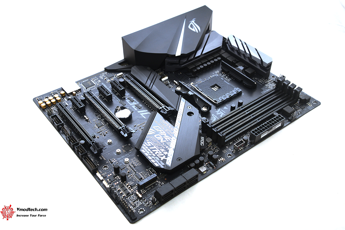 dsc 0782 ASUS ROG STRIX X470 F GAMING REVIEW