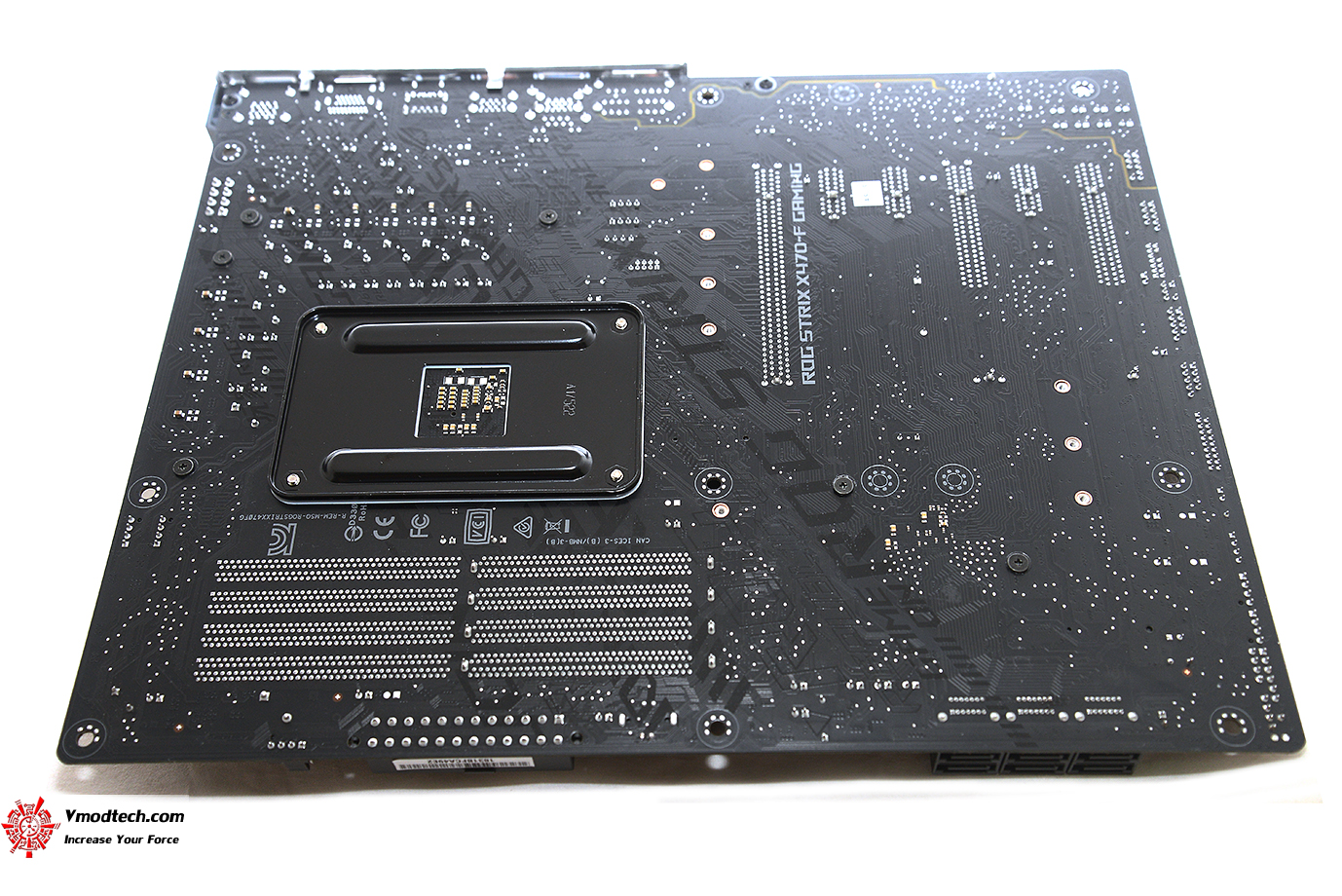 dsc 0810 ASUS ROG STRIX X470 F GAMING REVIEW