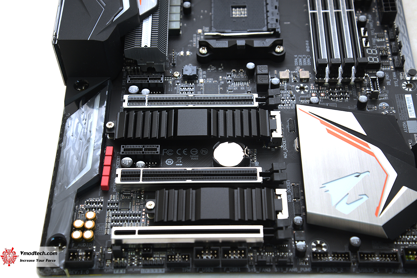 dsc 1383 GIGABYTE X470 AORUS GAMING 7 WIFI REVIEW