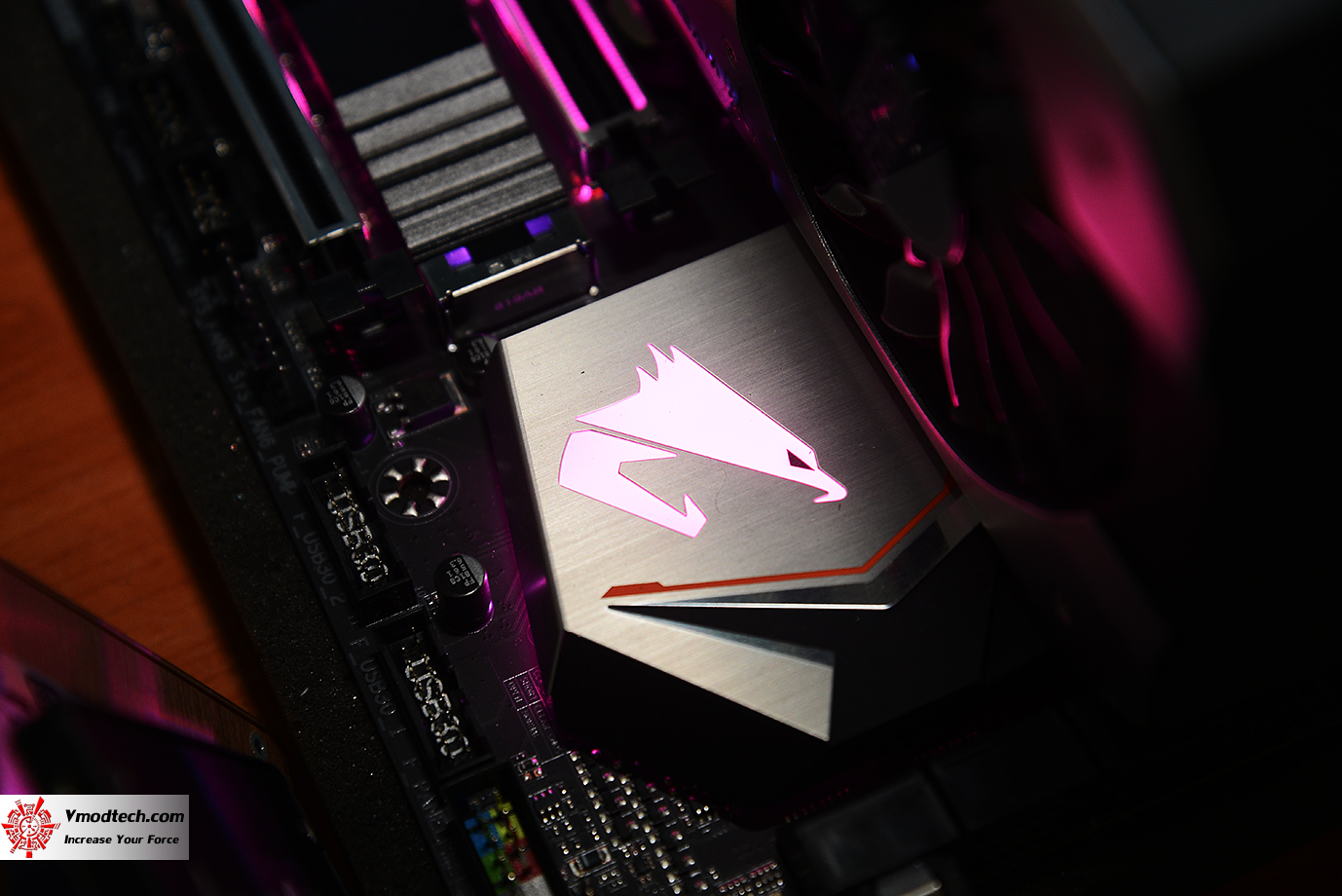 dsc 1591 GIGABYTE X470 AORUS GAMING 7 WIFI REVIEW