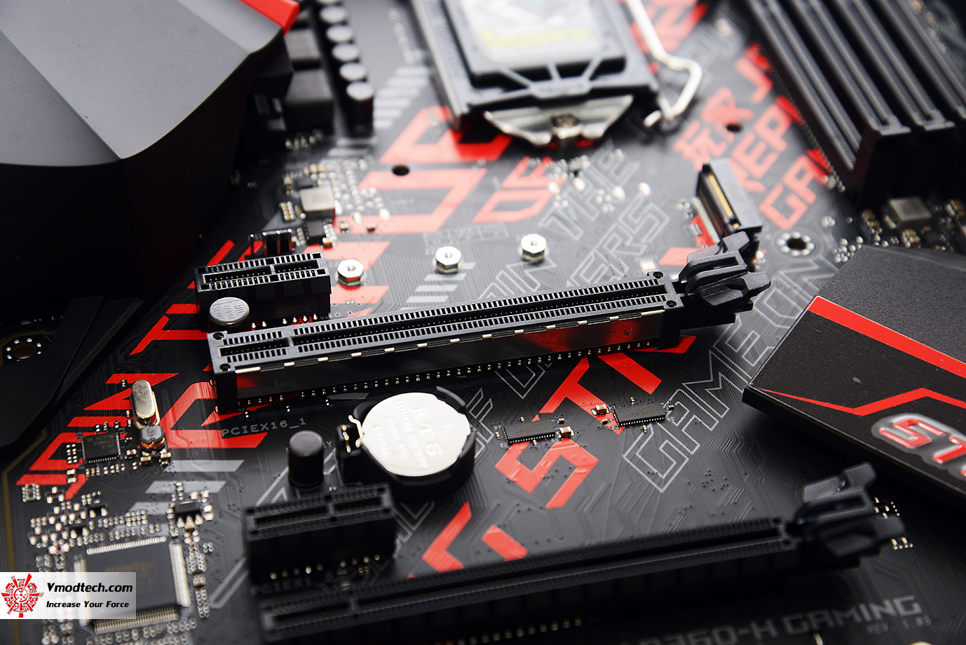 dsc 2078 ASUS ROG STRIX B360 H GAMING REVIEW