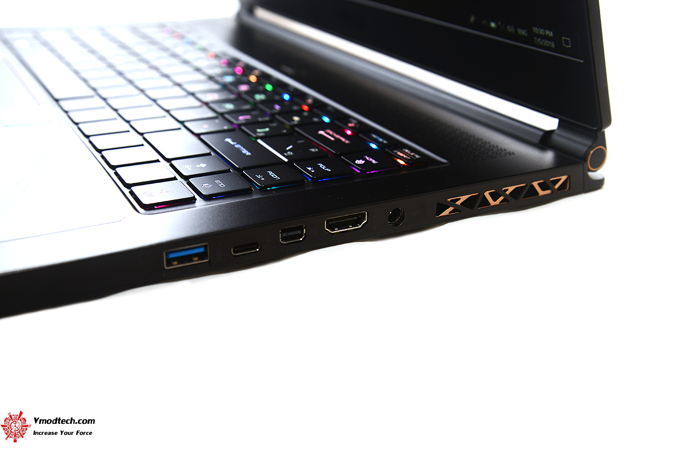 dsc 5123 MSI GS65 Stealth Thin 8RE Review