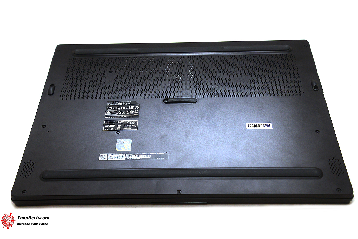 dsc 5176 MSI GS65 Stealth Thin 8RE Review